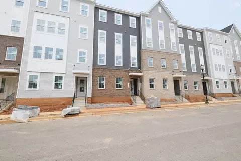 Exterior - 717 Iron Forge Rd UNIT B, Frederick, MD 21702 photo 3 of 6