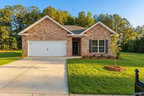 349 Overland Pass, Arab, AL 35016