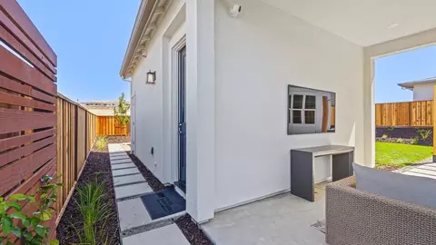 Exterior - 1745 Margaret Way, Dublin, CA 94568 photo 10 of 16
