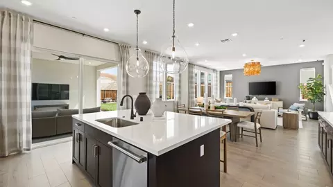 Kitchen - 1745 Margaret Way, Dublin, CA 94568 photo 11 of 18