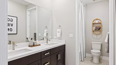 Bath - 1745 Margaret Way, Dublin, CA 94568 photo 14 of 24