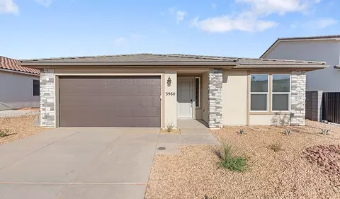 3960 S 2160 W, Hurricane, UT 84737