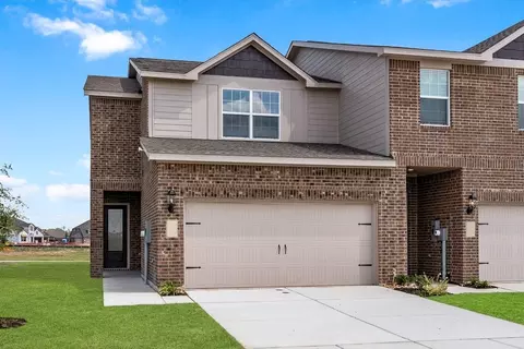 Exterior - 766 Carson Ln, Pilot Point, TX 76258 photo 2 of 6