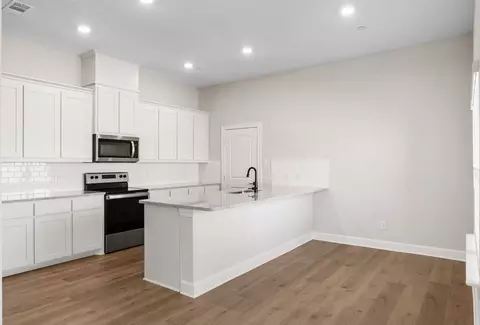 Kitchen - 766 Carson Ln, Pilot Point, TX 76258 photo 3 of 3