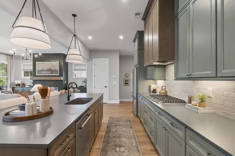 Kitchen - 1932 Repose Dr, Chamblee, GA 30341 photo 3 of 4