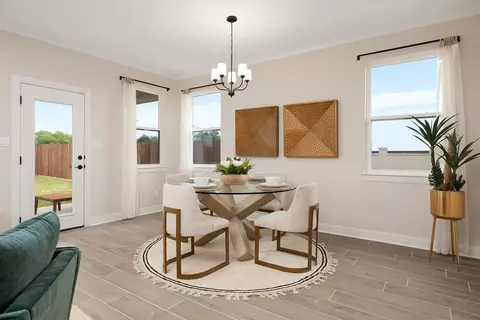 Dining - 119 Cabin St, Laredo, TX 78046 photo 2 of 5