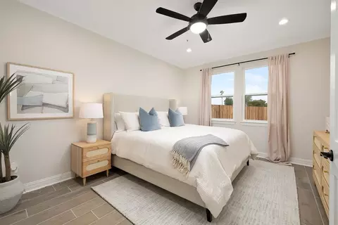 Bedroom - 119 Cabin St, Laredo, TX 78046 photo 1 of 12