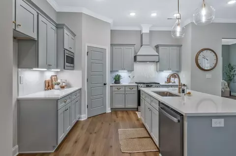 Kitchen - 18 Main St, Madison, AL 35758 photo 3 of 5