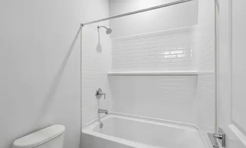 Bath - 100 Cres Shrs Rd, Saint Augustine, FL 32086 photo 5 of 5