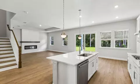 Living - 100 Cres Shrs Rd, Saint Augustine, FL 32086 photo 1 of 2