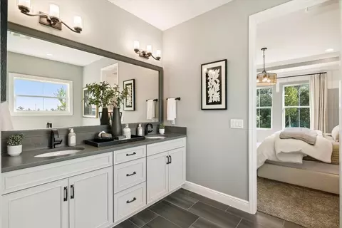 Bath - 3386 Yellow Leaf Cir, Spring Hill, FL 34609 photo 4 of 4
