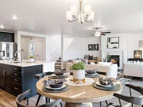 Dining - 1919 Cashel St, Middleton, ID 83644 photo 1 of 3
