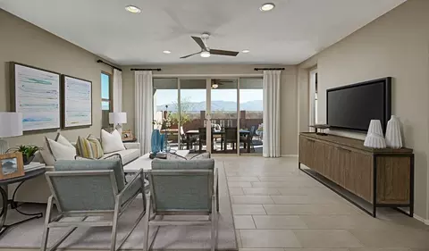 Living - 1713 N 79th Dr, Phoenix, AZ 85035 photo 3 of 8