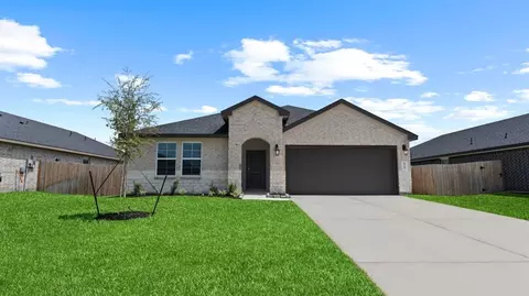 1016 Paddlefish Ln, Alvin, TX 77511