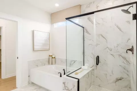 Bath - 910 Arthur Trl, Aurora, OH 44202 photo 1 of 4