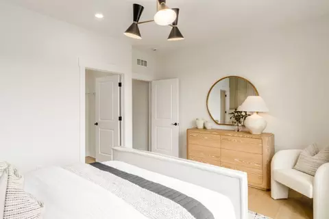 Bedroom - 910 Arthur Trl, Aurora, OH 44202 photo 2 of 6