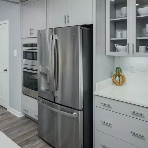 Kitchen - 85 Sandy Bottom Cir, Ranson, WV 25438 photo 4 of 7