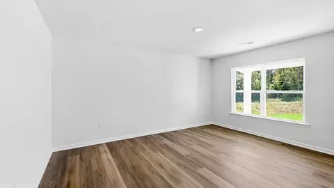 Living - 130 Cascade Ln, Seneca, SC 29678 photo 1 of 5