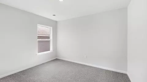 Bedroom - 130 Cascade Ln, Seneca, SC 29678 photo 3 of 10