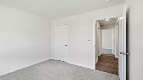 Bedroom - 130 Cascade Ln, Seneca, SC 29678 photo 2 of 10