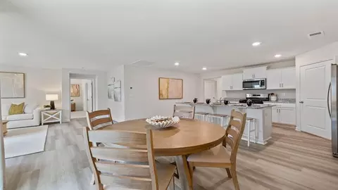 Dining - 130 Cascade Ln, Seneca, SC 29678 photo 4 of 4
