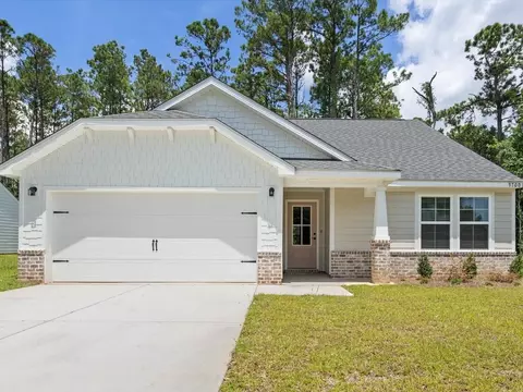13532 Garland Rd, Ocean Springs, MS 39564