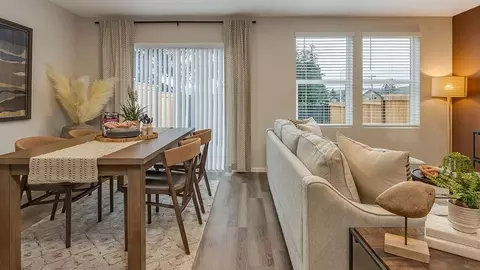 Dining - 6018 SE 15th St, Gresham, OR 97080 photo 1 of 3