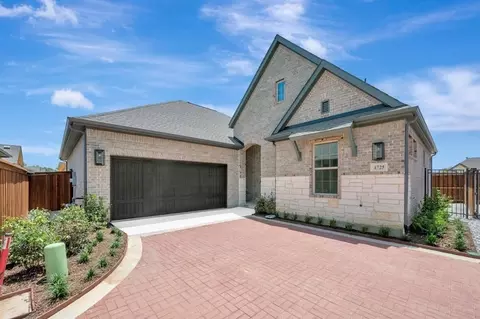 4725 Boyds Branch Dr, Arlington, TX 76005