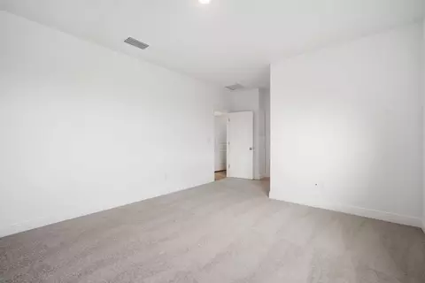 Bedroom - 10713 Wading River Ave, Parrish, FL 34219 photo 5 of 5