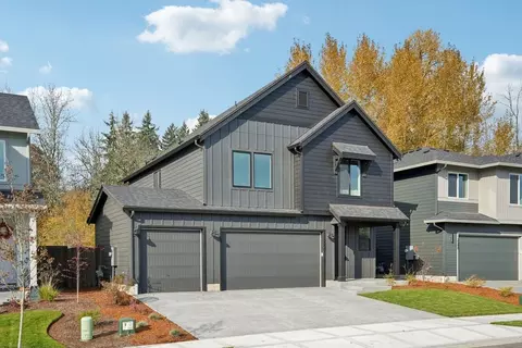 13705 NE 108th St, Vancouver, WA 98682