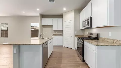 Kitchen - 780 W Lexington St, Vail, AZ 85641 photo 2 of 12