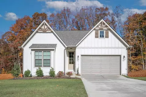 7897 Honeycomb Ln, Chattanooga, TN 37421