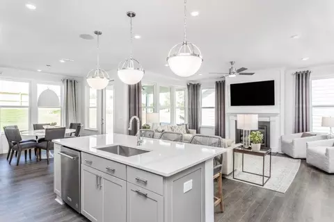 Kitchen - 6001 Moonshell Loop, Wilmington, NC 28412 photo 4 of 4