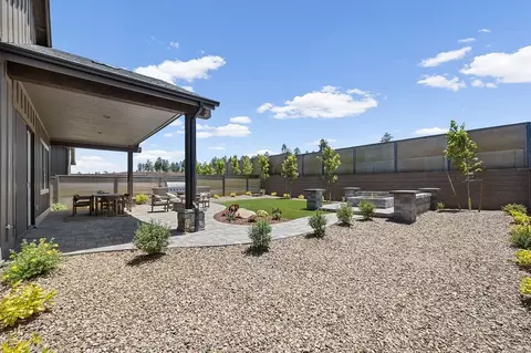 Exterior - 2604 S Gamma Loop, Flagstaff, AZ 86001 photo 6 of 16