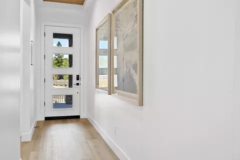 Entry Way - 2604 S Gamma Loop, Flagstaff, AZ 86001 photo 1 of 4
