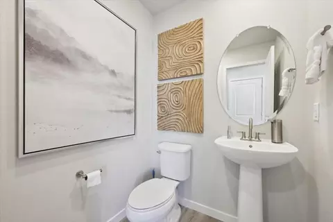 Bath - 9471 Biscay Ct, Commerce City, CO 80022 photo 1 of 3