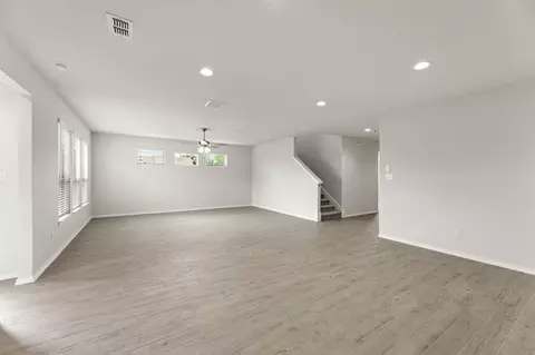 Living - 111 Aston Way, Terrell, TX 75160 photo 3 of 4
