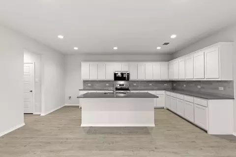 Kitchen - 111 Aston Way, Terrell, TX 75160 photo 1 of 6