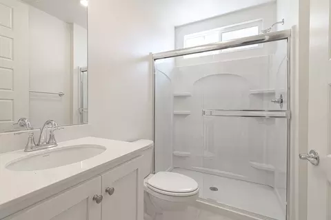 Bath - 3199 Scott Edwards Ln, Lathrop, CA 95330 photo 1 of 13