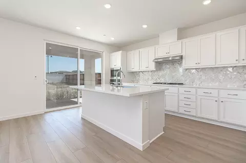 Kitchen - 3199 Scott Edwards Ln, Lathrop, CA 95330 photo 2 of 14