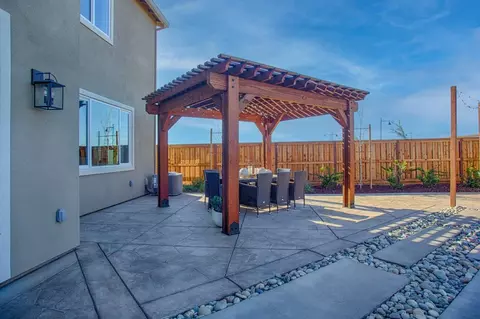 Exterior - 3199 Scott Edwards Ln, Lathrop, CA 95330 photo 5 of 21