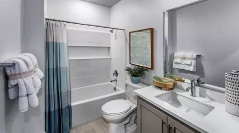 Bath - 7302 Oscar Dr, Tracy, CA 95377 photo 4 of 4