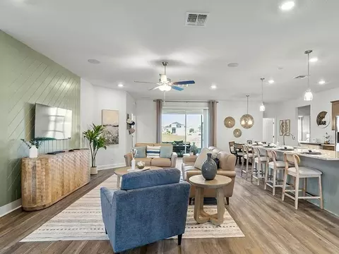 Living - 5386 Duxford Cir, Saint Cloud, FL 34771 photo 5 of 5