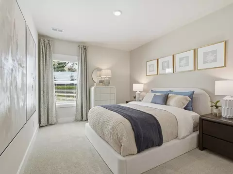 Bedroom - 512 Hadlow St, Greer, SC 29651 photo 6 of 6