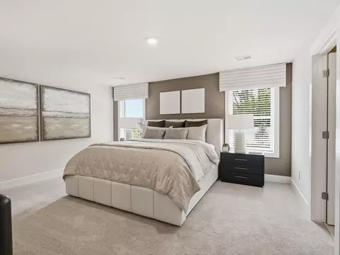Bedroom - 512 Hadlow St, Greer, SC 29651 photo 2 of 6