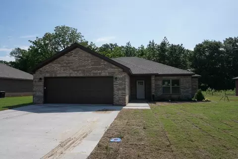 5400 Lotus St, Jonesboro, AR 72404