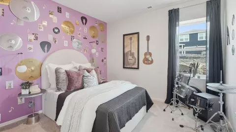 Bedroom - 5271 E Mckinnon Ln, Spokane, WA 99217 photo 4 of 5