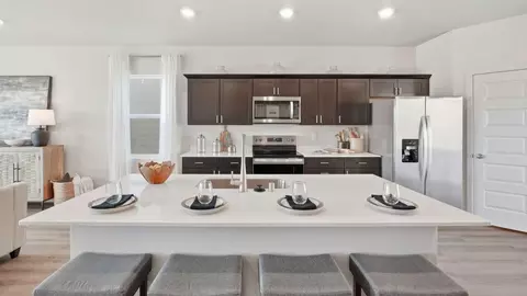 Kitchen - 5271 E Mckinnon Ln, Spokane, WA 99217 photo 2 of 5