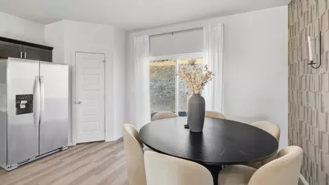 Dining - 5271 E Mckinnon Ln, Spokane, WA 99217 photo 2 of 3