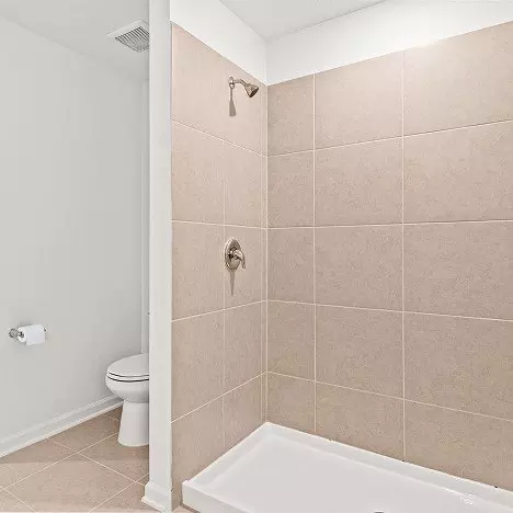 Bath - 1591 Willow Garden Loop, Eustis, FL 32726 photo 1 of 2